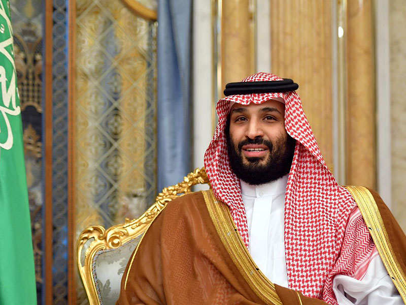 محمد بن سلمان يزور معرض الرياض للسيارات